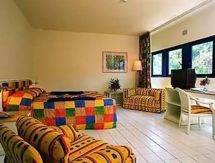 Szálloda Grand Royal Antiguan Beach Resort Five Islands Village