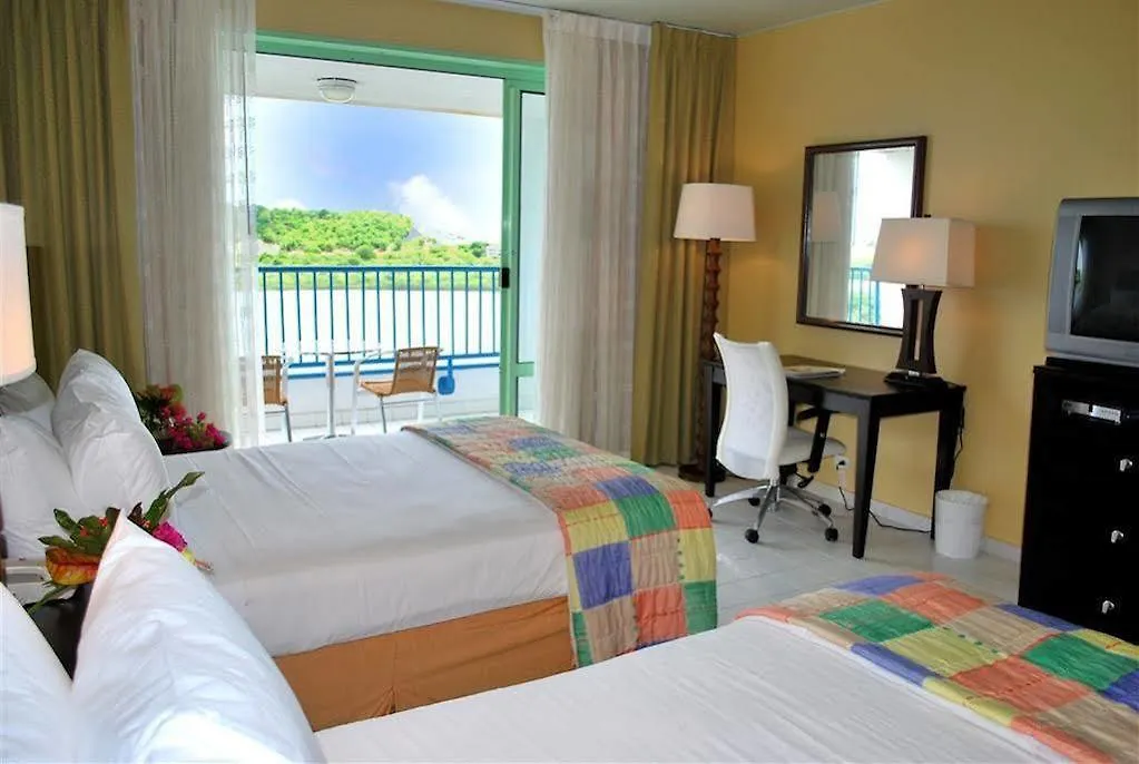 Grand Royal Antiguan Beach Resort Five Islands Village 4*,